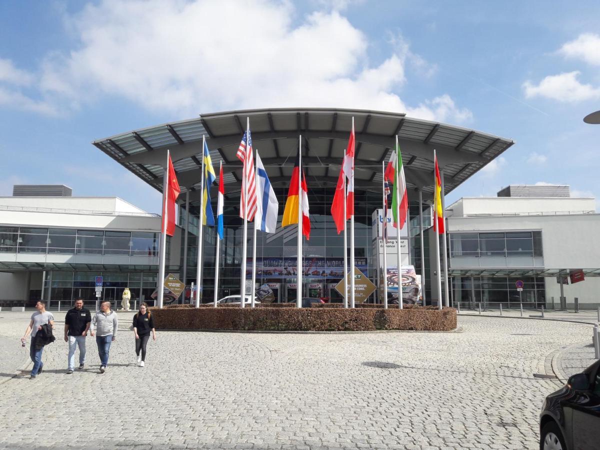 Top-Apartment A.D. Messe München Eksteriør billede